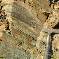 Dh-Q/Si: Areniscas y lutitas